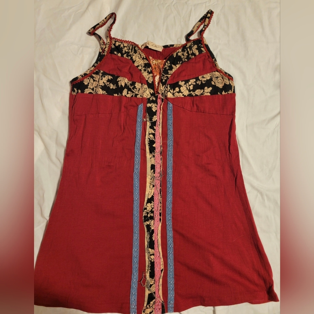 Boutique tank